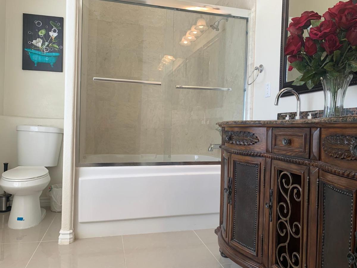Luxhome Rooms In Mansion 里弗赛德 外观 照片